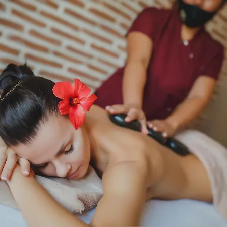 One Bedroom In Caesar & Spa, Long Apartamento