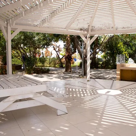 One Bedroom In Caesar & Spa, Long Perivolia tou Trikomou